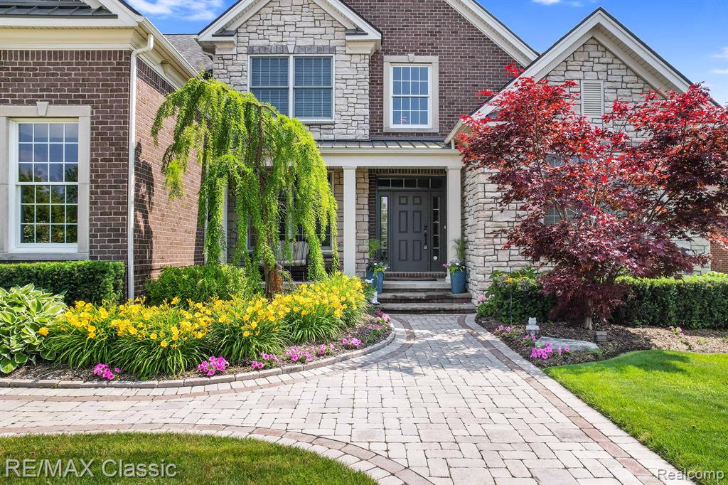 50757 CALVERT ISLE Drive, Novi, MI — Photo 3