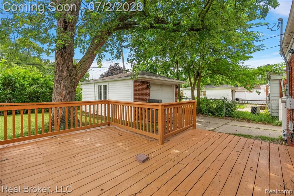 7624 Gary Avenue, Westland, MI — Photo 32