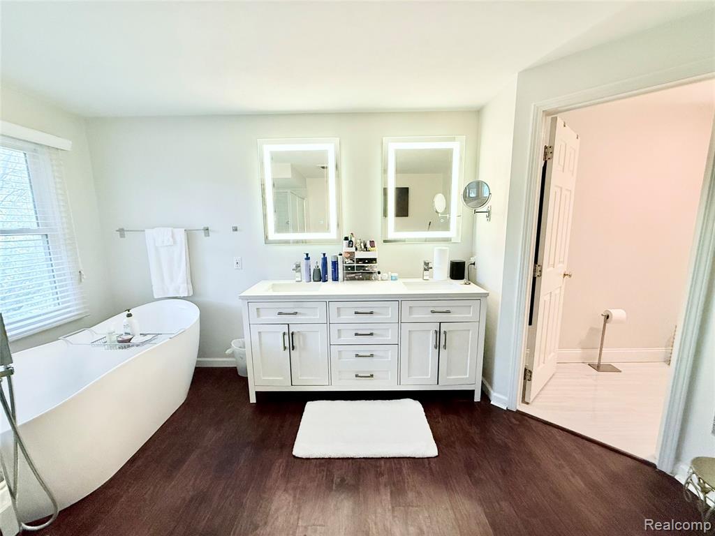 7288 Simsbury Dr. Drive, 24, West Bloomfield, MI — Photo 49