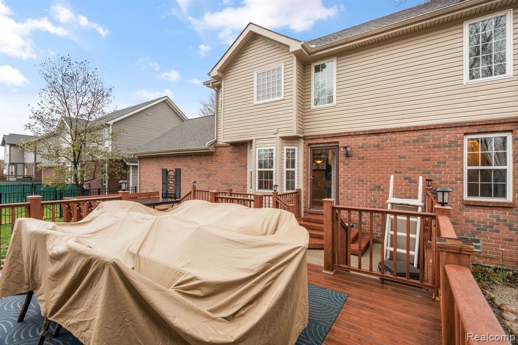 733 W Woodside Avenue, Madison Heights, MI 48071 — Photo 29