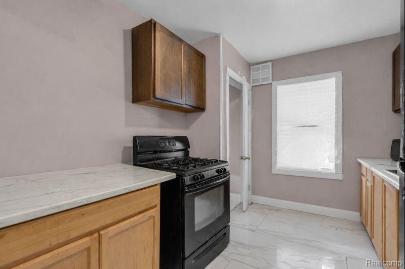 11475 Sanford Street, Detroit, MI 48205 — Photo 22