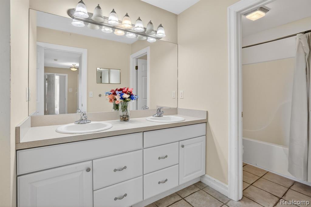 16195 River Ridge Trail, Linden, MI 48451 — Photo 39