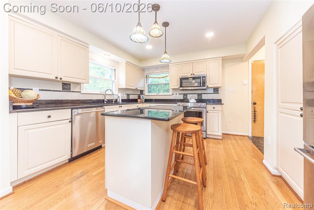 3887 Stonecrest Road, West Bloomfield, MI — Photo 35