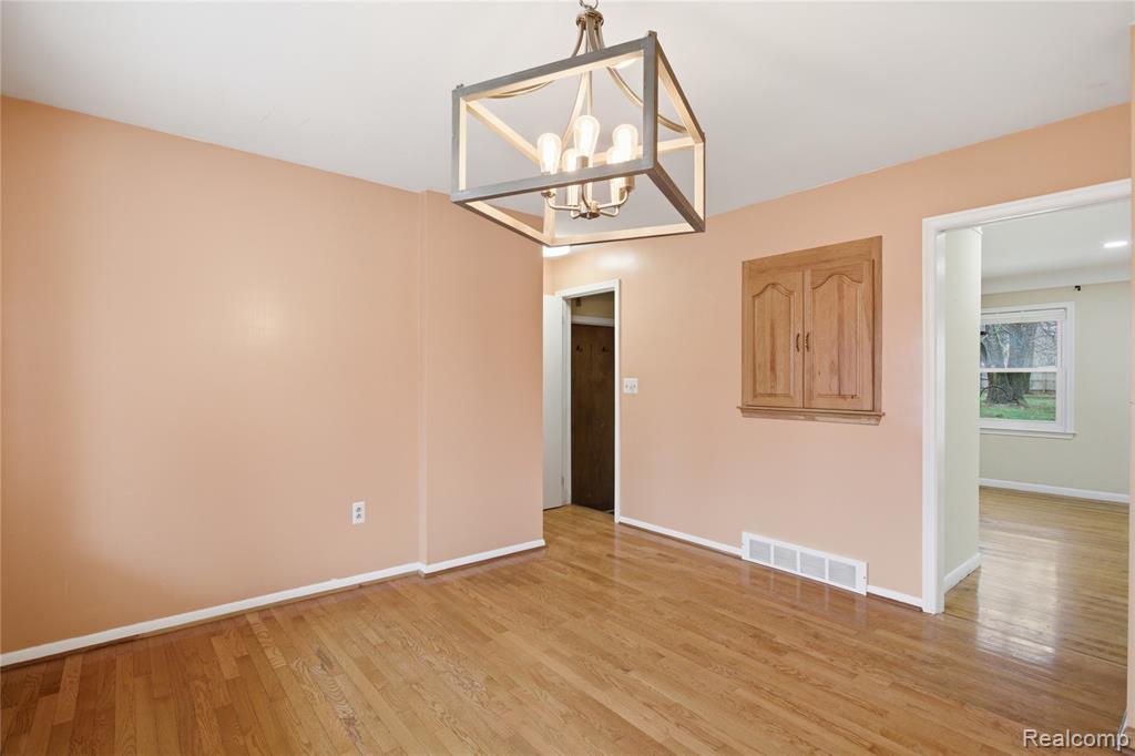 29256 Utley Road, Farmington, MI 48334 — Photo 24
