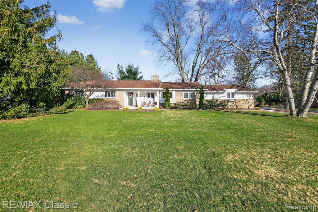 4731 Pickering Road, Bloomfield Hills, MI 48301 — Photo 3
