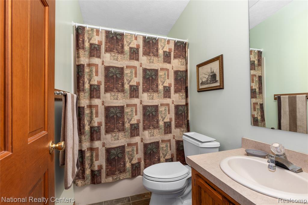 880 West Avenue, Big Rapids, MI 49307 — Photo 15