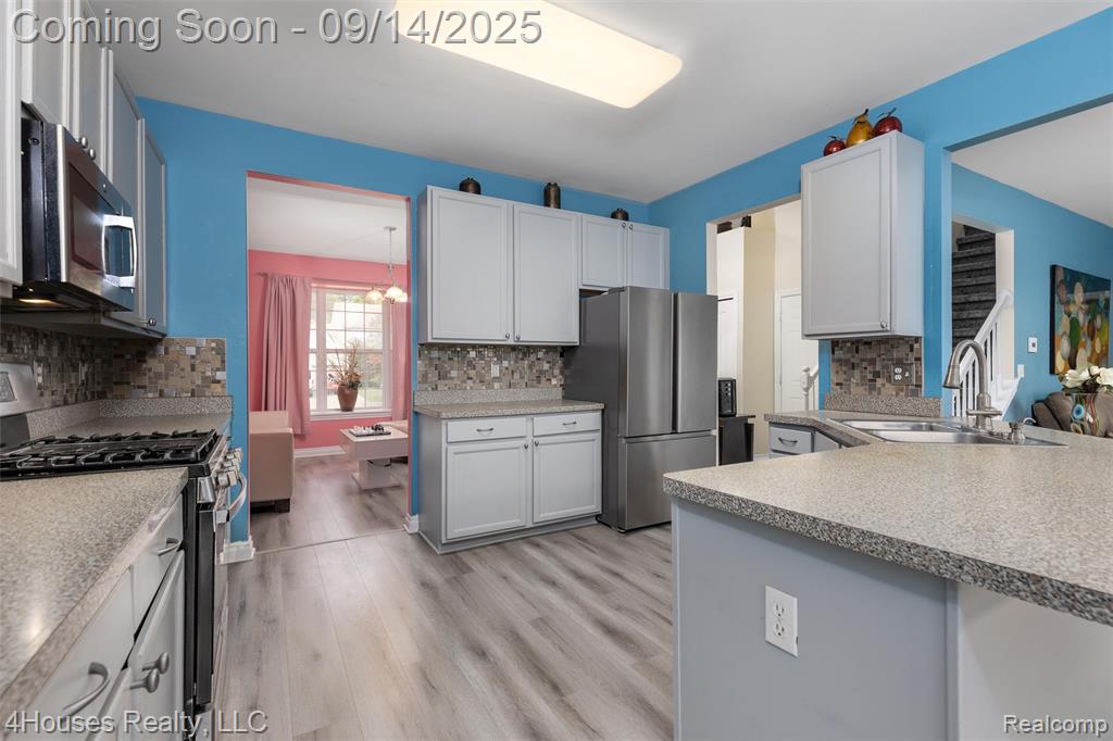 7197 Cambridge Drive, Romulus, MI 48174 — Photo 8