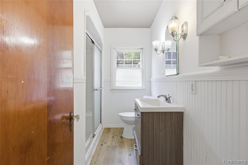 8238 Fisher Avenue, Warren, MI 48089 — Photo 4