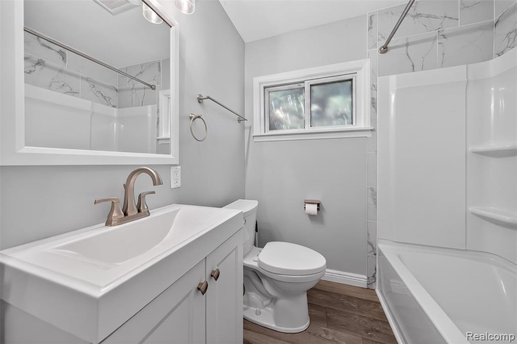 26692 Lorenz Street, Madison Heights, MI 48071 — Photo 17