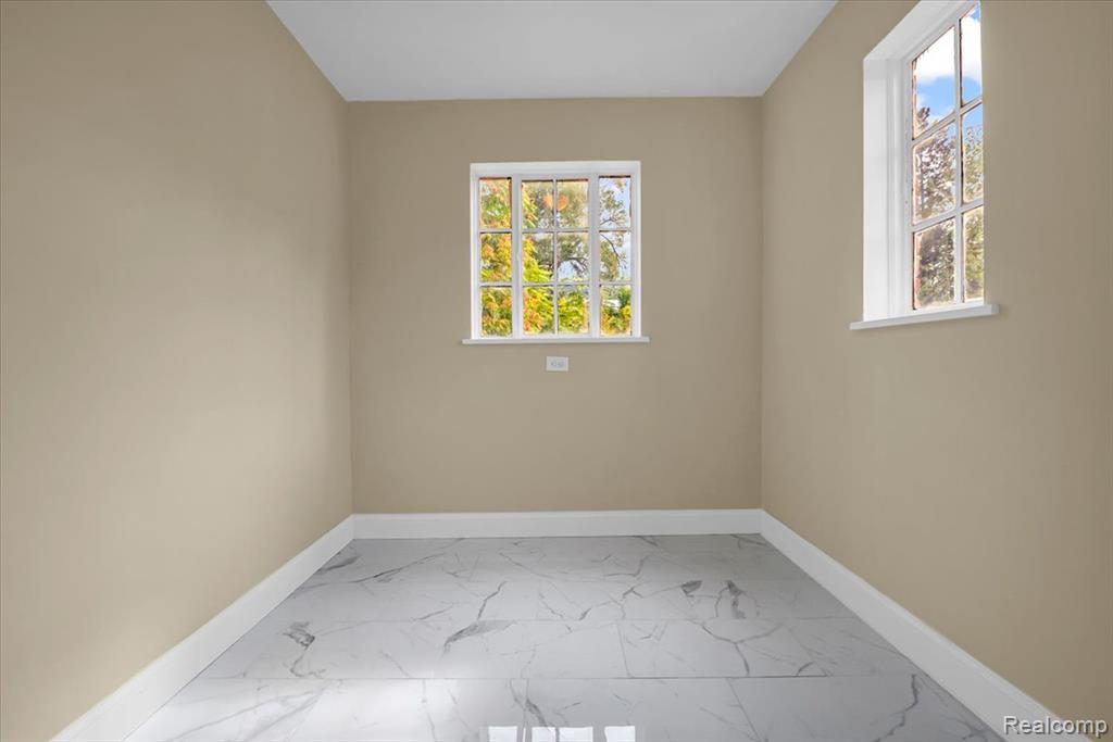 16862 Sorrento Street, Detroit, MI 48235 — Photo 14