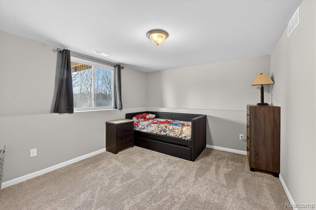 7154 Timberline Drive, Flint, MI 48507 — Photo 27