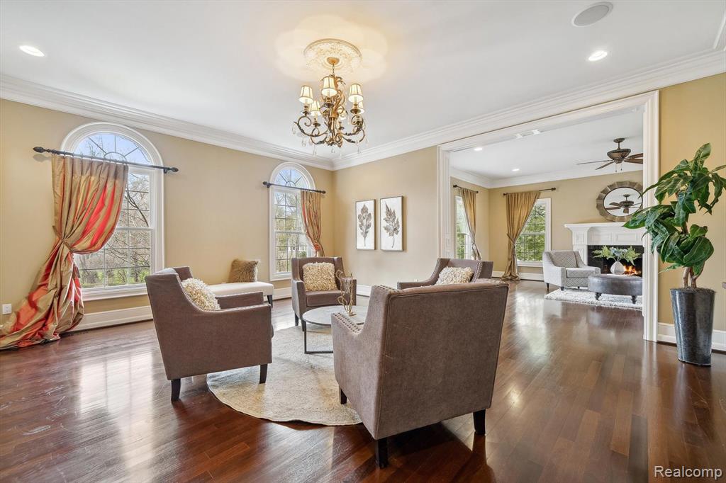 810 HIGHWOOD Drive, Bloomfield Hills, MI 48304 — Photo 4