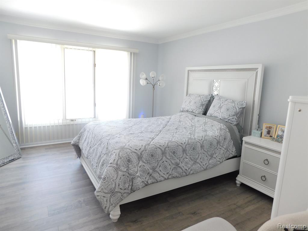 43175 W KIRKWOOD Drive, Clinton Twp, MI 48038 — Photo 32