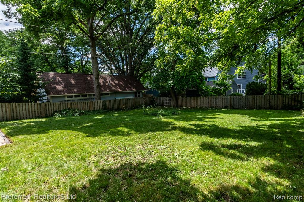 807 MINER Street, Ann Arbor, MI 48103 — Photo 42