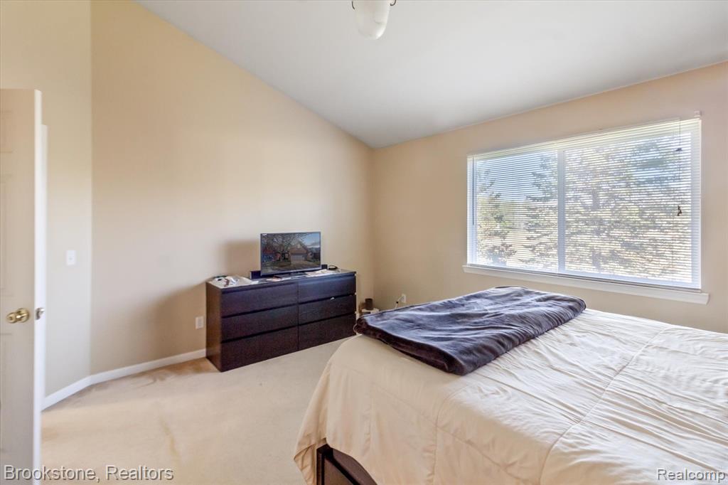 2639 BLUEWATER Street, Ypsilanti, MI 48198 — Photo 23