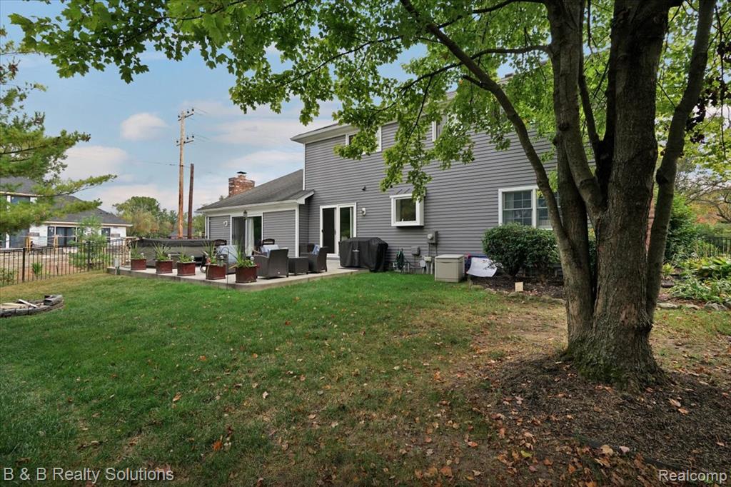 6750 Wing Lake Road, Bloomfield Hills, MI 48301 — Photo 44