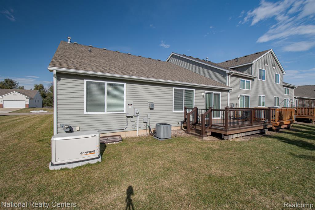 471 HOSTA, Howell, MI 48843 — Photo 27