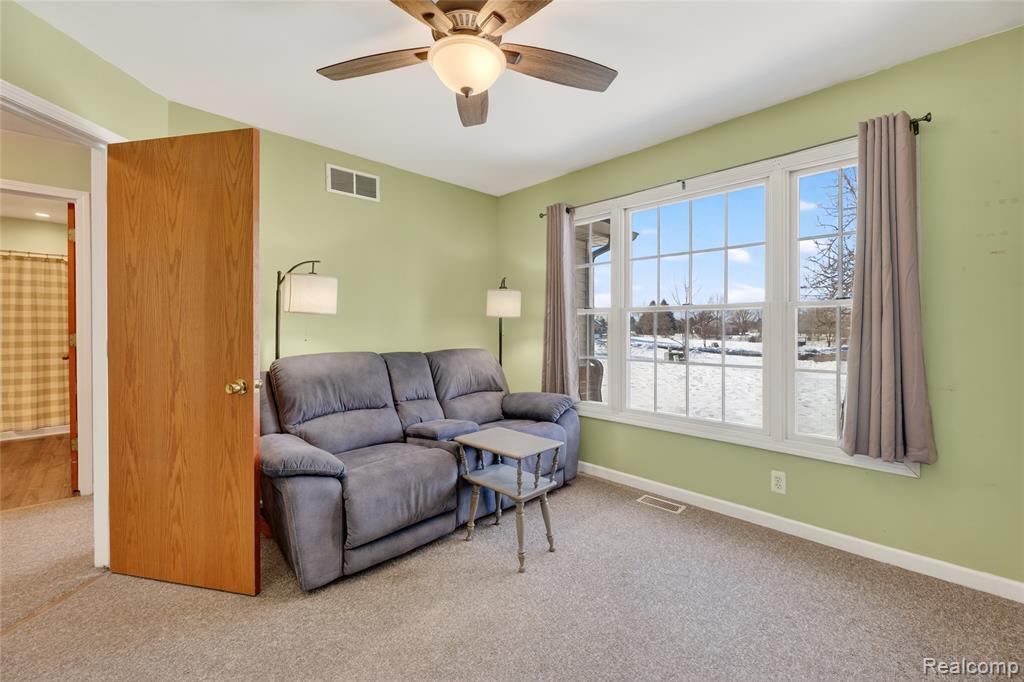 468 Dama View Court, Howell, MI 48855 — Photo 28