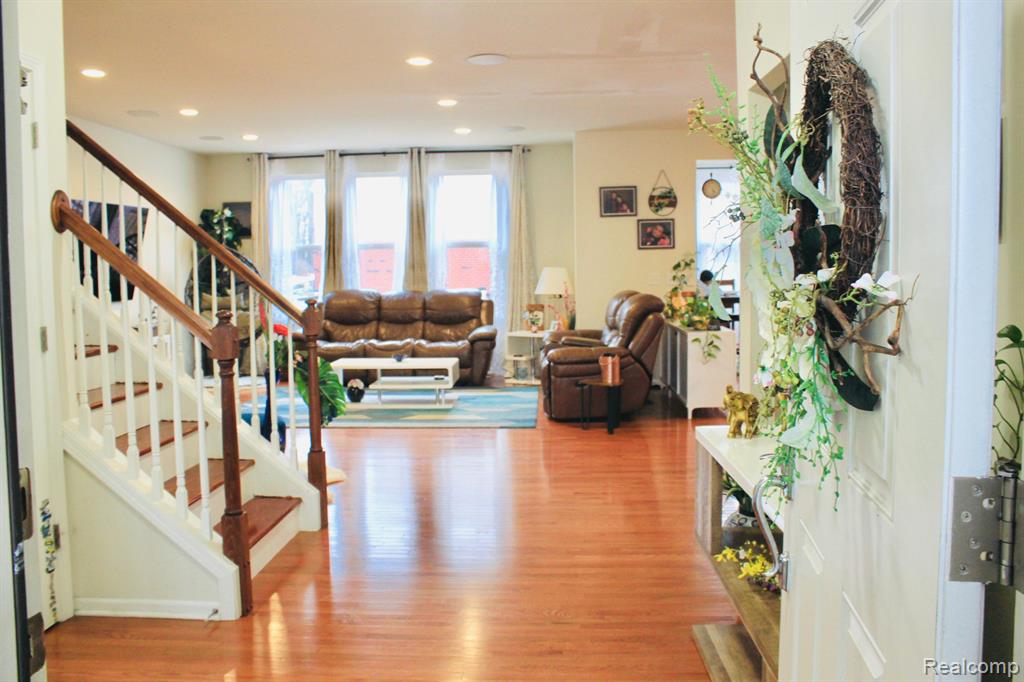 30095 BRAEBURN, New Hudson, MI 48165 — Photo 5