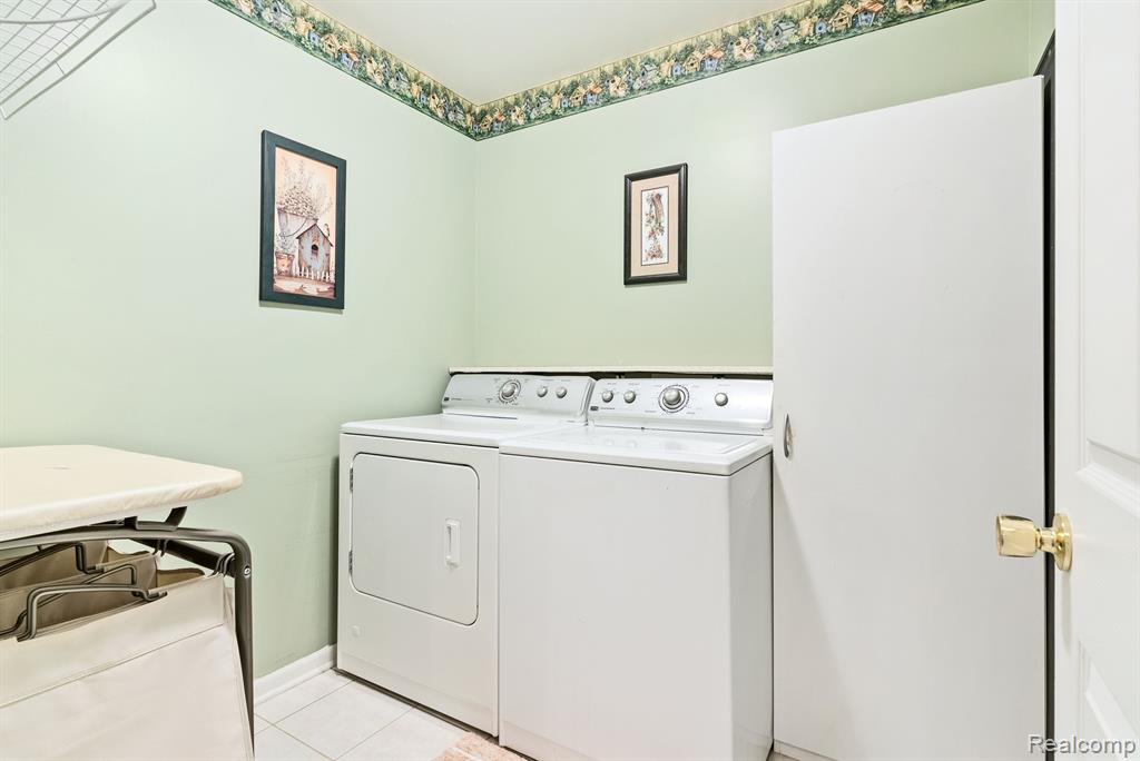 5392 WHEAT WAY Avenue, Swartz Creek, MI 48473 — Photo 20