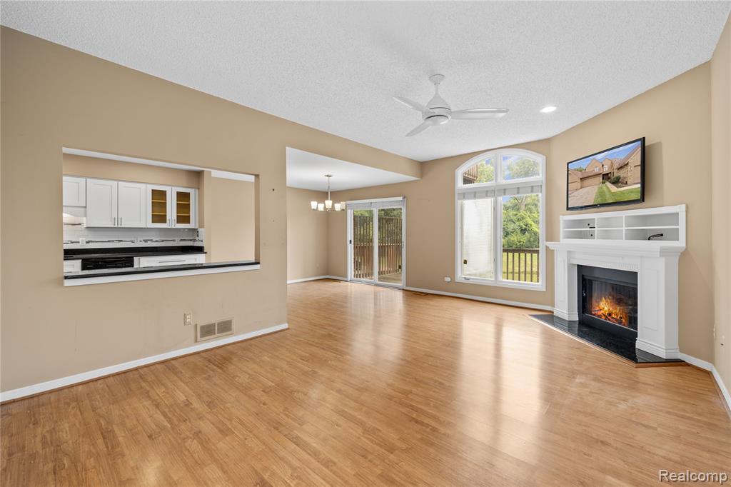 6607 Westbrooke Court, West Bloomfield, MI — Photo 5