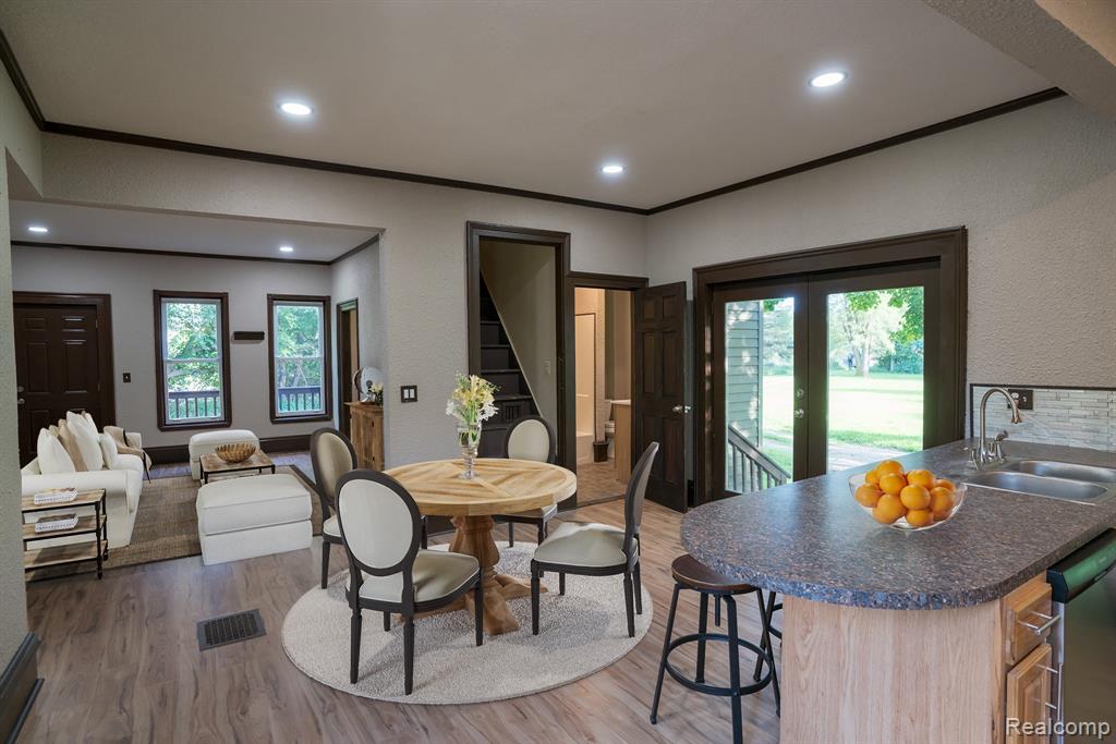 8051 Coyle Road, Whitmore Lake, MI 48189 — Photo 12