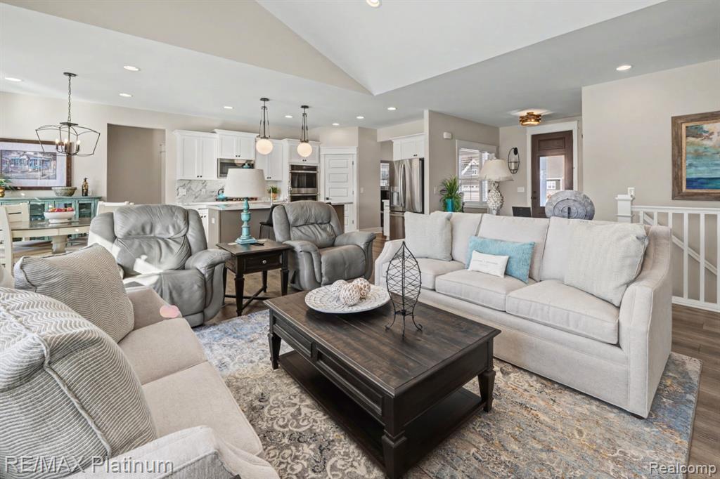 9860 Havendale Drive, Brighton, MI 48114 — Photo 8