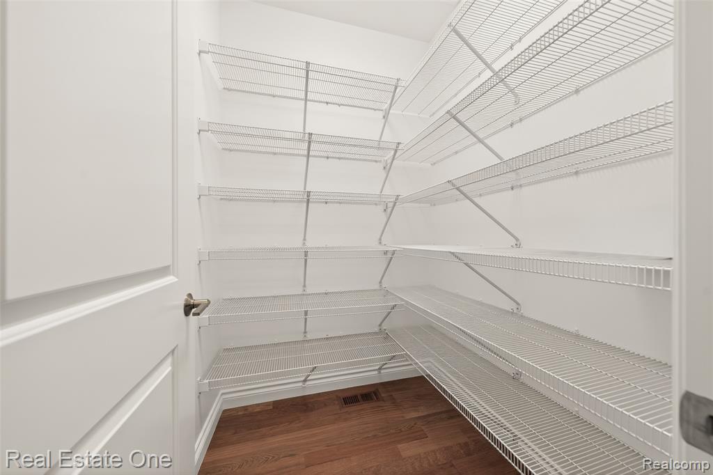 4702 Mankato Avenue, Royal Oak, MI 48073 — Photo 23