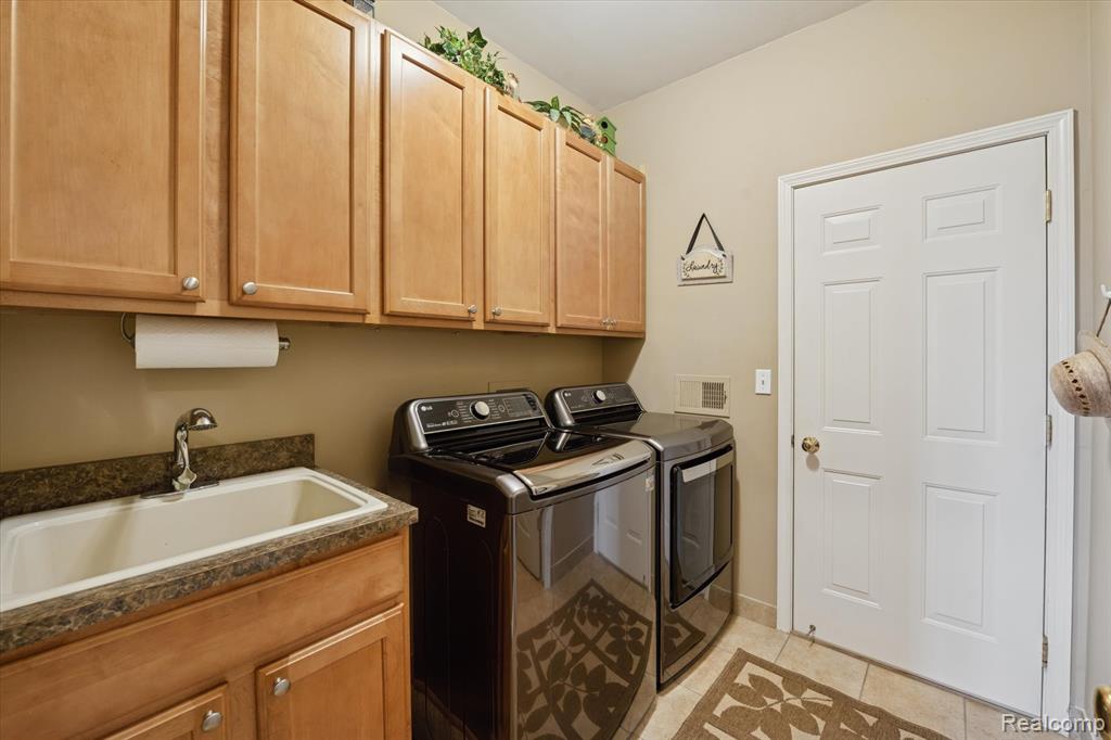 7647 Tipperary Trail, Fenton, MI 48430 — Photo 26