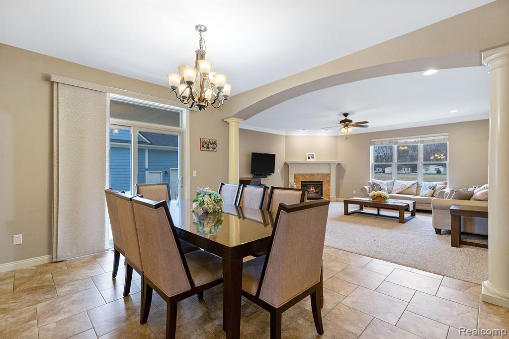 49751 GOLDEN PARK Drive, Shelby Twp, MI 48315 — Photo 13
