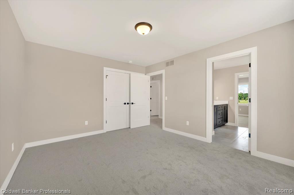 622 Westlake Avenue, Oxford, MI 48371 — Photo 39