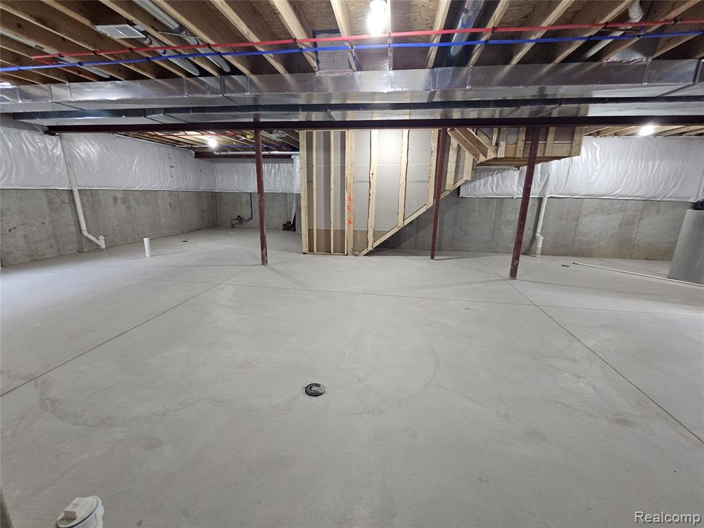 49241 London Bridge Drive, Macomb, MI 48042 — Photo 32