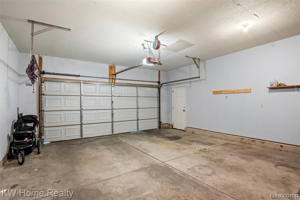 500 Clearwater Drive, Perry, MI 48872 — Photo 33