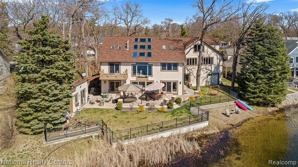 1100 Clearwater Boulevard, White Lake, MI — Photo 96