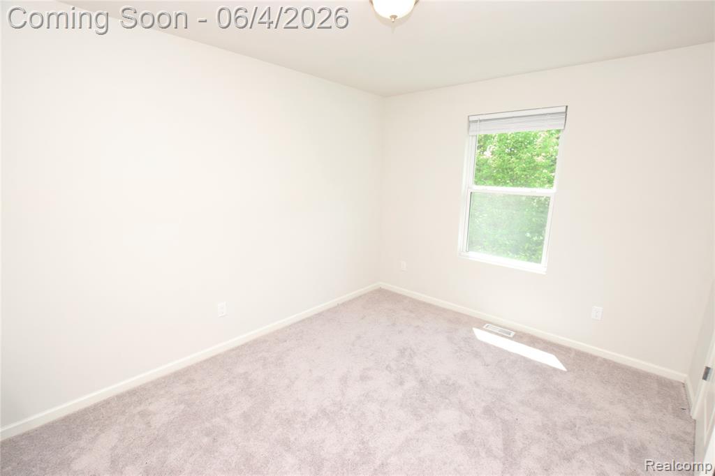2288 Hunter Lane, Burton, MI 48519 — Photo 11