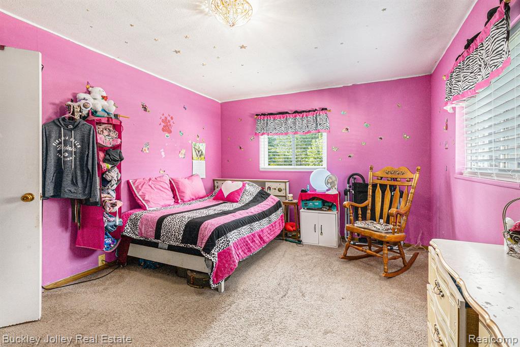 8576 COUNTRY CLUB Drive, Pinckney, MI 48169 — Photo 9