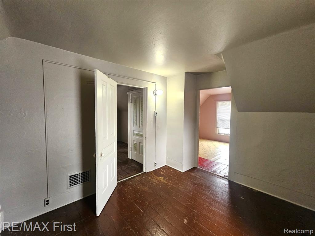 217 Jones Street, Mount Clemens, MI 48043 — Photo 14