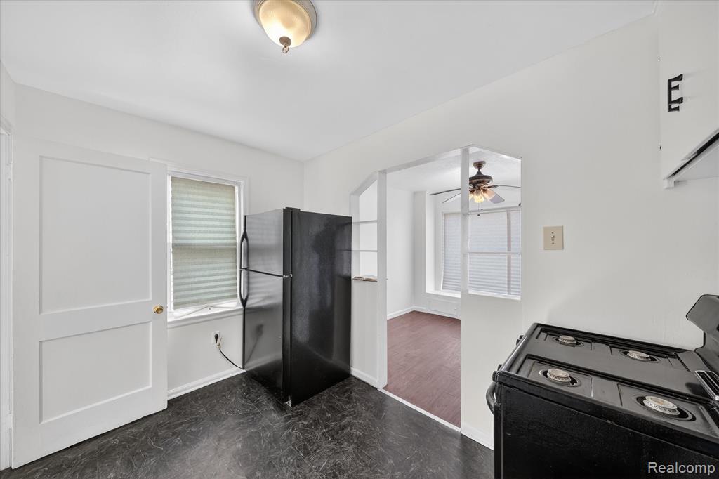 9178 Sussex Street, Detroit, MI 48228 — Photo 15