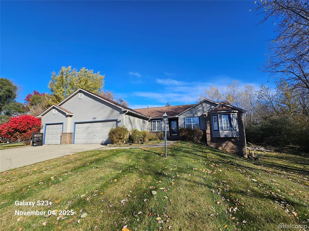 231 Kathy Circle, Linden, MI 48451 — Photo 2