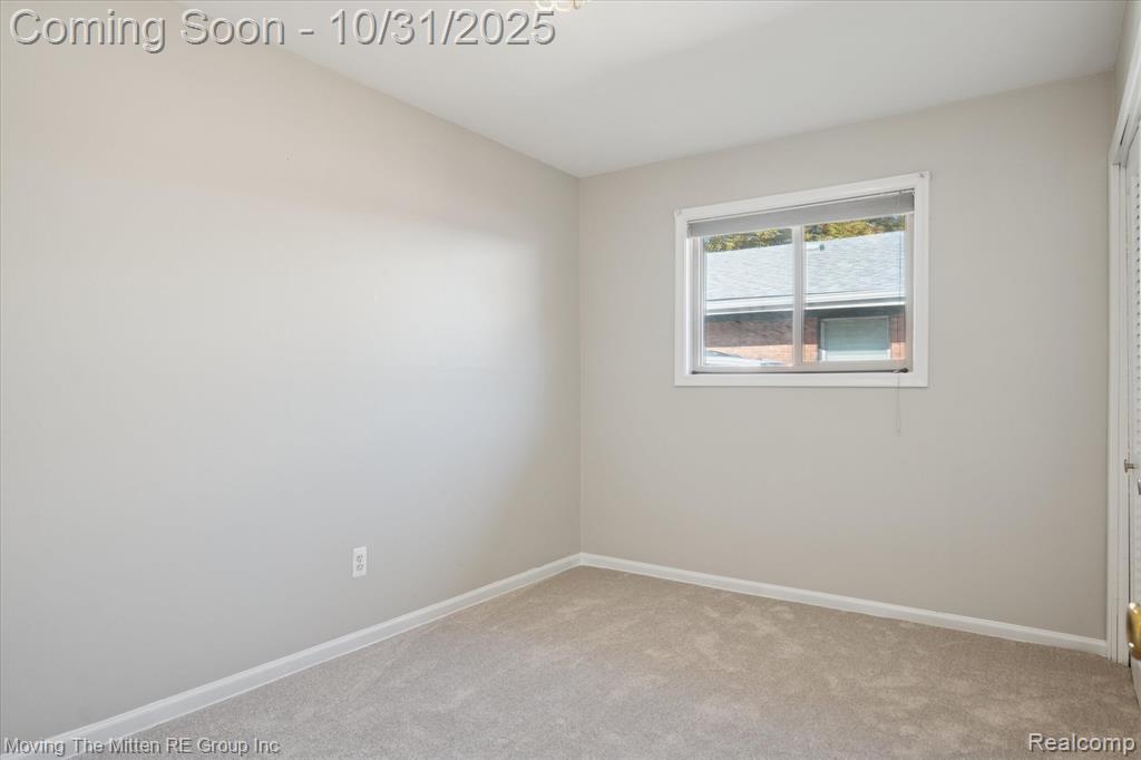 4943 Pardee Avenue N, Dearborn Heights, MI 48125 — Photo 15