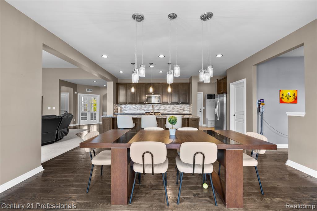 2083 Findley Circle, Lake Orion, MI — Photo 17