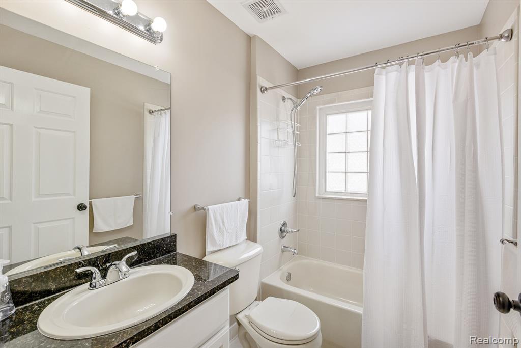 5764 ACORN Lane, 18, Sterling Heights, MI 48314 — Photo 25