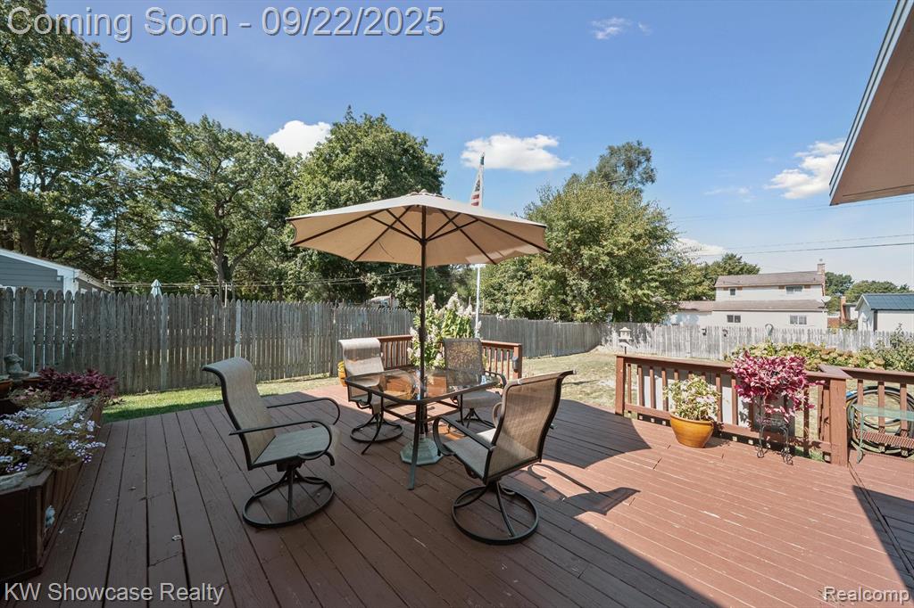 8700 Ringwood Drive, Commerce Twp, MI 48382 — Photo 34