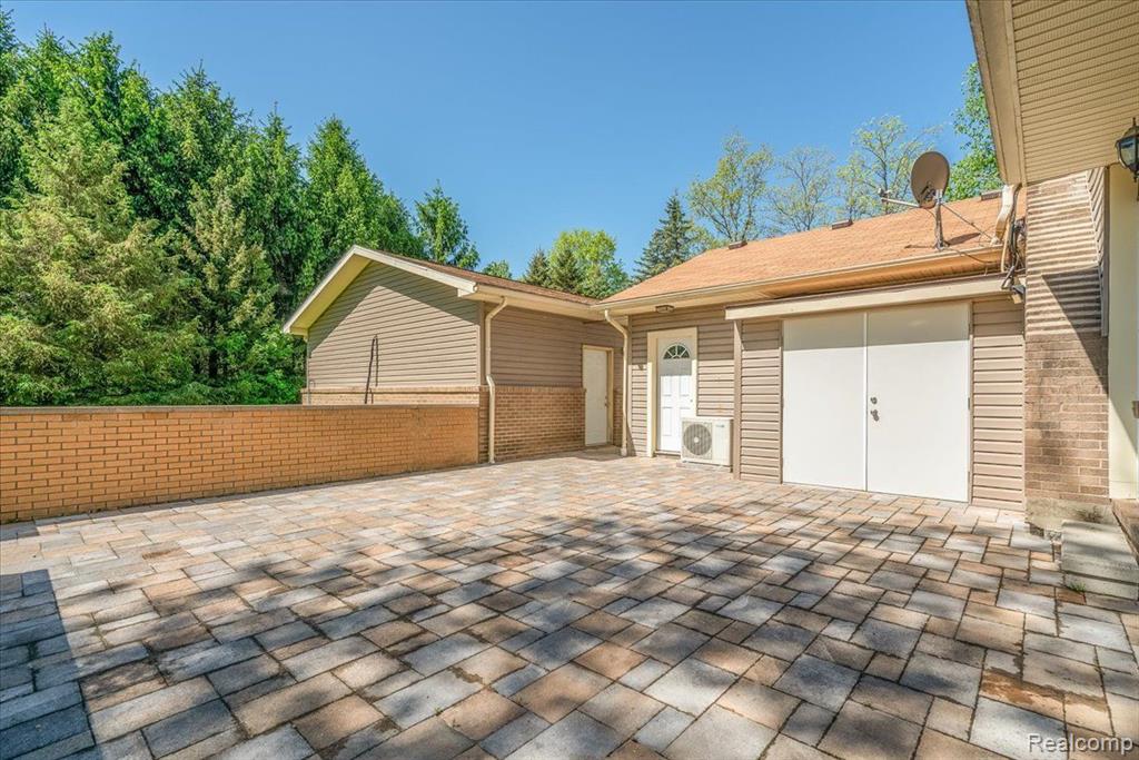 7045 CRANE Road, Ypsilanti, MI 48197 — Photo 67