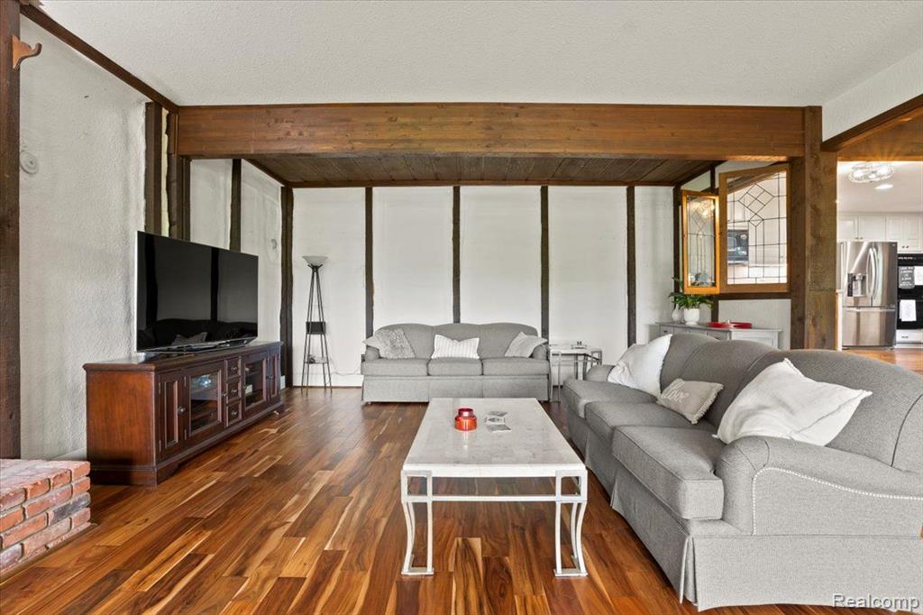 6885 DEERHILL Drive, Clarkston, MI — Photo 28
