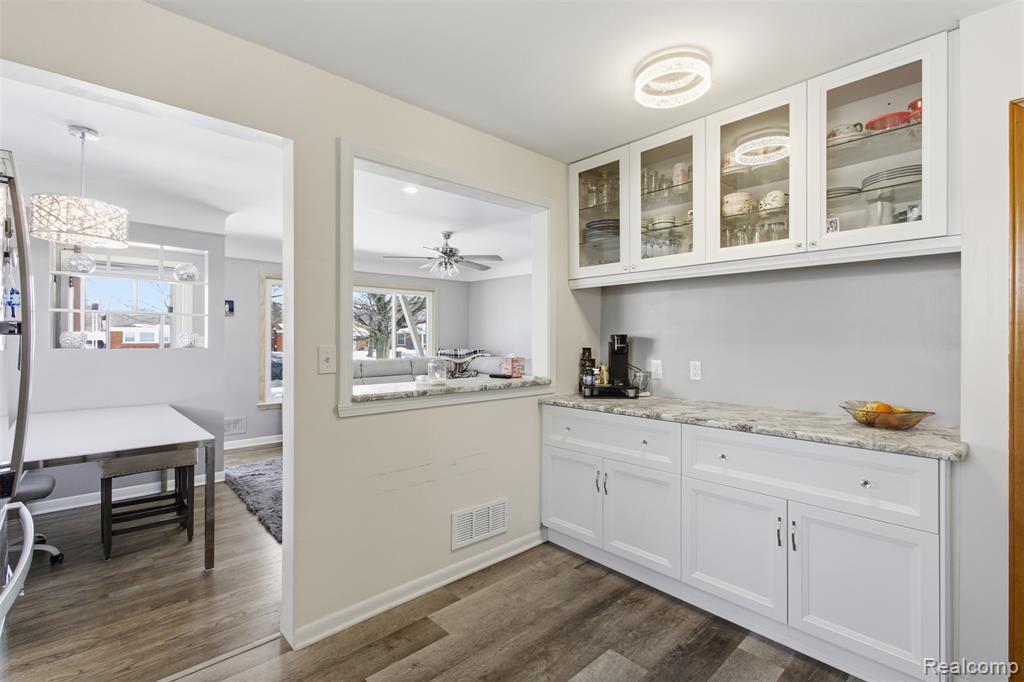 9290 Allen Road, Allen Park, MI 48101 — Photo 5