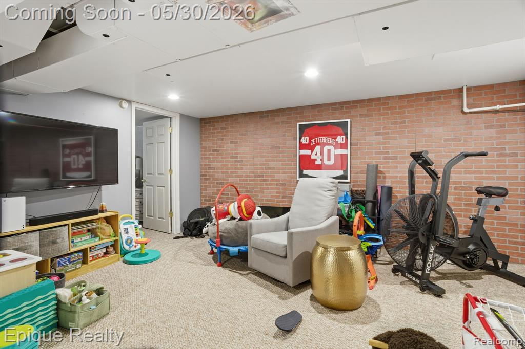 29087 Howard Avenue, Madison Heights, MI 48071 — Photo 17