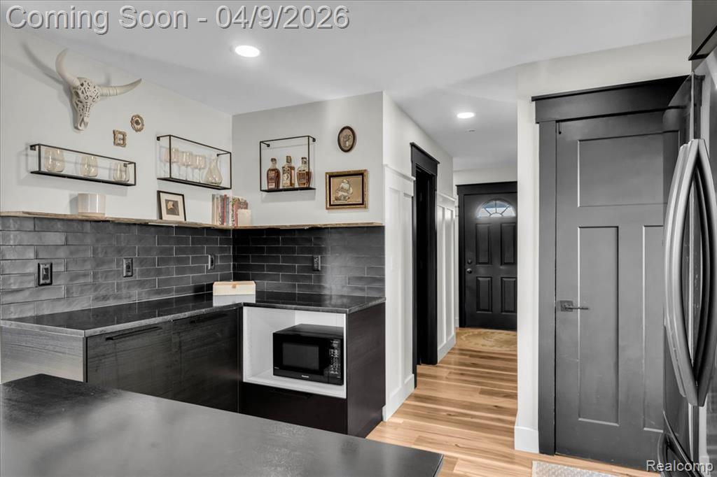 410 Stratford Road, Ferndale, MI 48220 — Photo 4