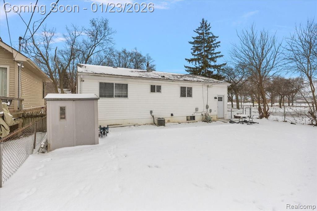 6823 Engleman, Center Line, MI 48015 — Photo 28