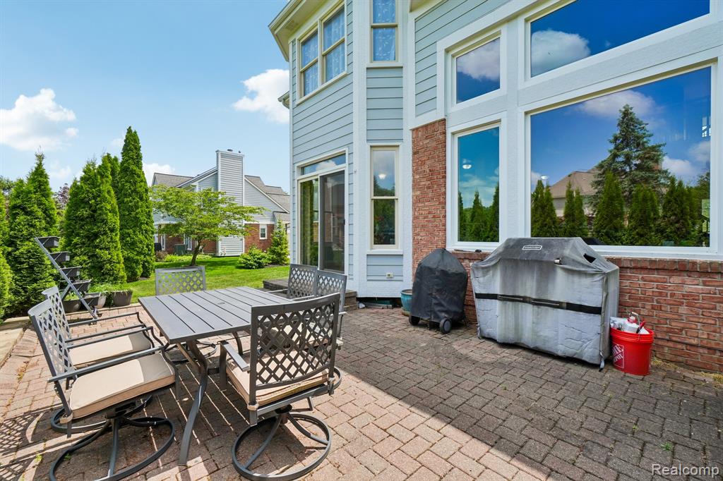 45896 Lathum Drive, Novi, MI — Photo 54